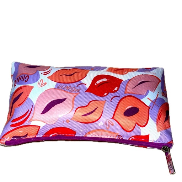 Clinique Valentines Day Happy Lips (Empty) Cosmetic Bag, NWOT - Picture 4 of 6